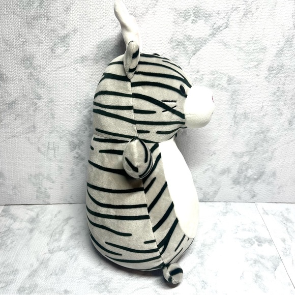 Squishmallow Zaria Cat Hug Mees Plush Gray Striped Cat w/ Easter Bunny Ears. - Picture 5 of 7